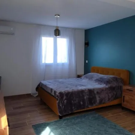 Viktoriia * San-Nicolao