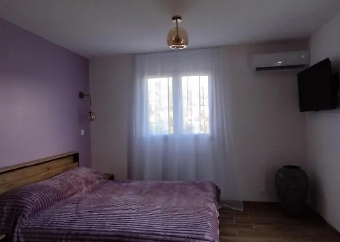 Viktoriia Villa San-Nicolao