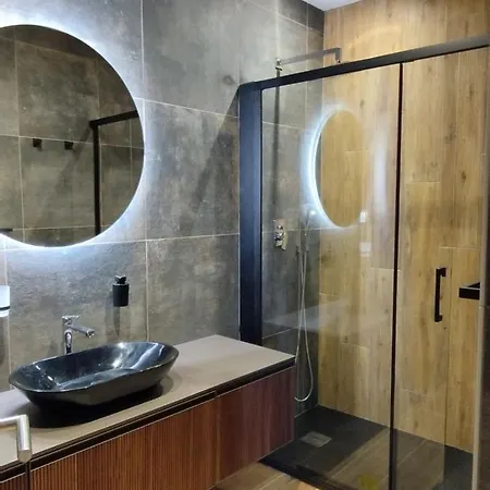 Viktoriia Villa San-Nicolao